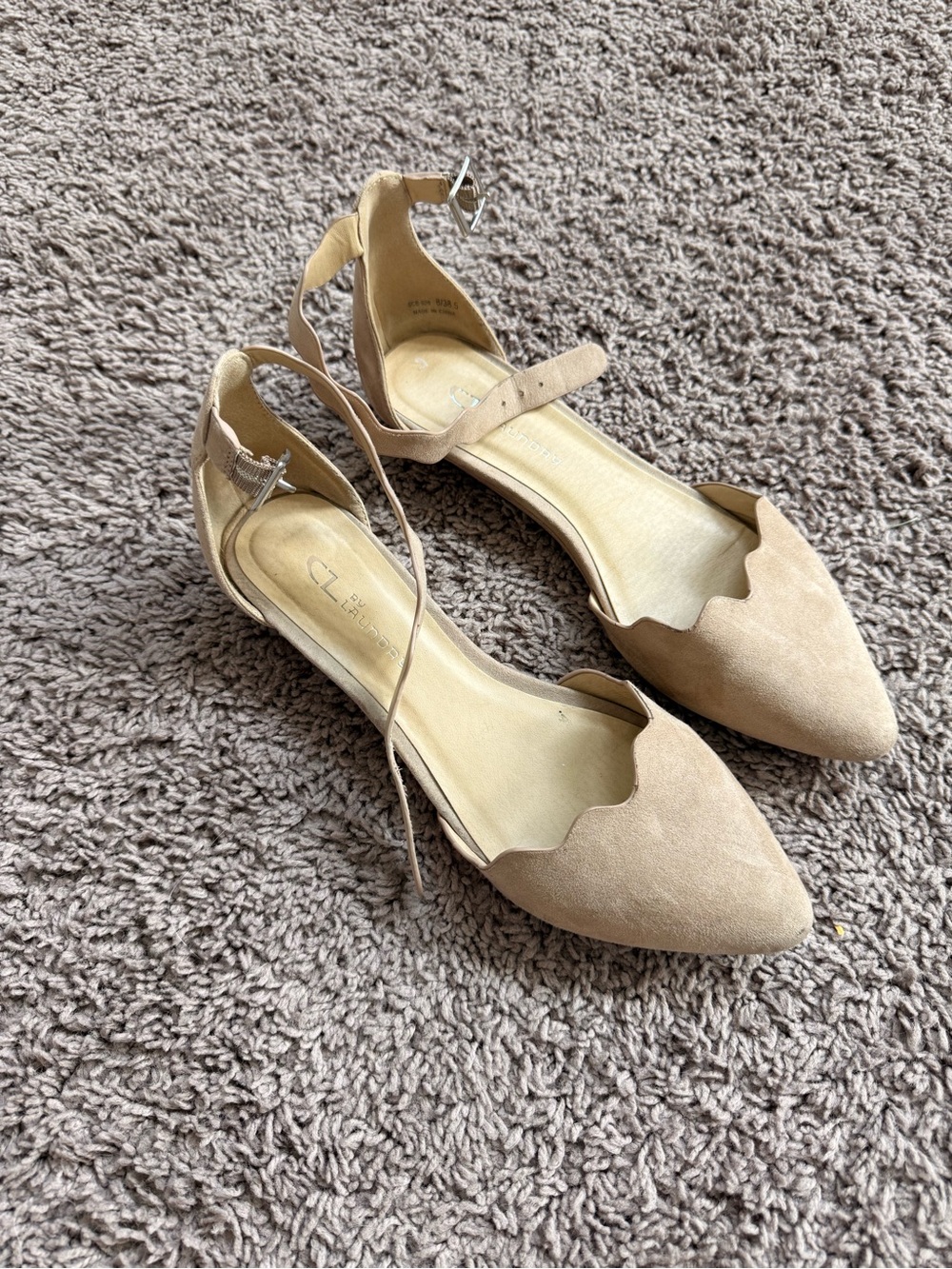 CL by Laundry Cream/Blush Scalloped Pointed Toe Ankle Tie Flats